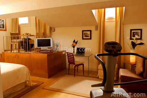 The Westin Excelsior 10